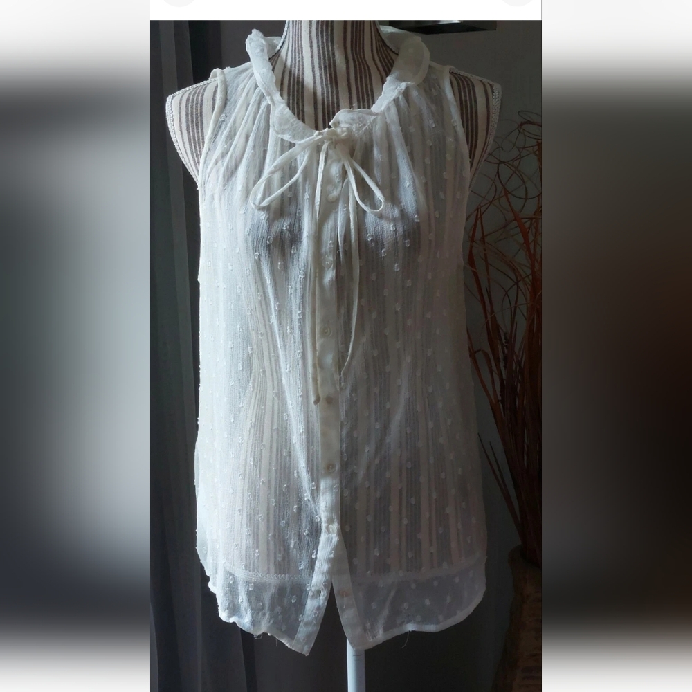 MNG Casuals ( MANGO)White Sheer Sleeveless Cami Top Tank Blouse Size S textured